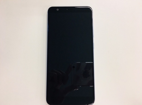 Zenfone Max plusディスプレイ